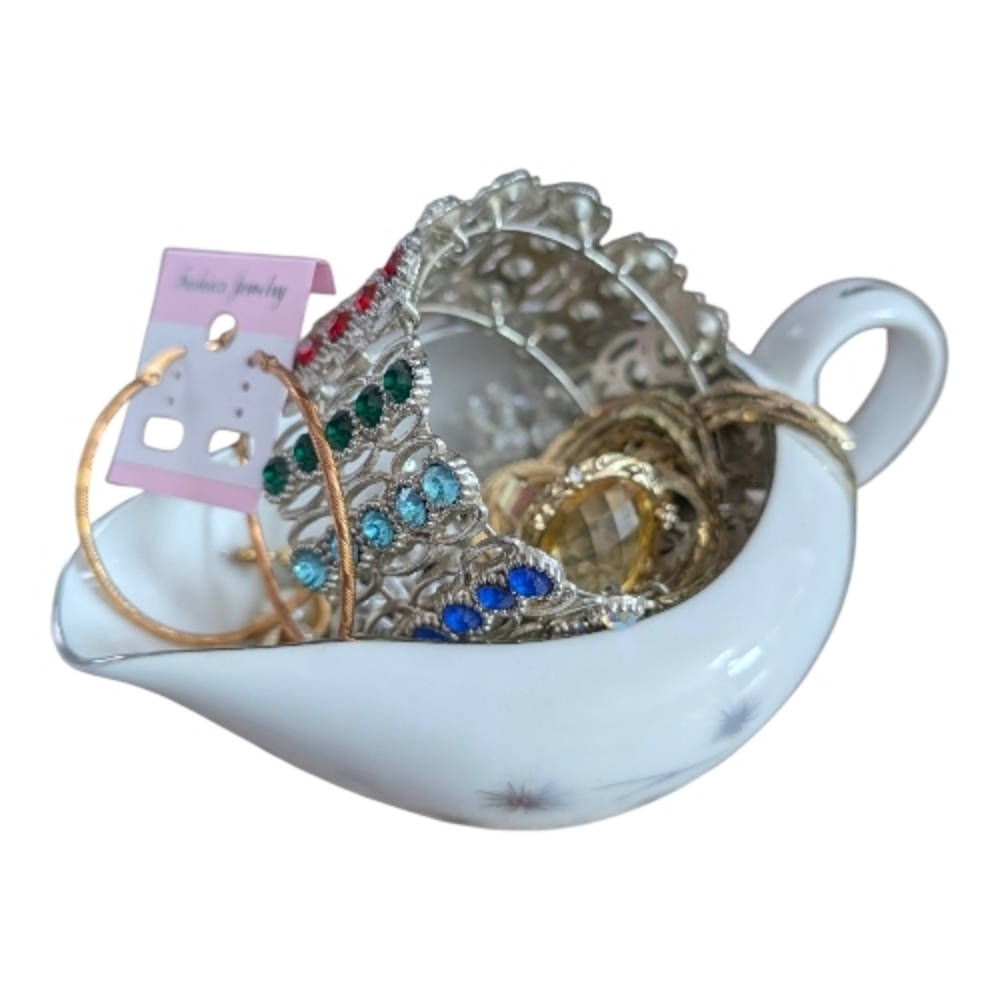 Elegant Jewelry Collection with Silver and Gold Accents